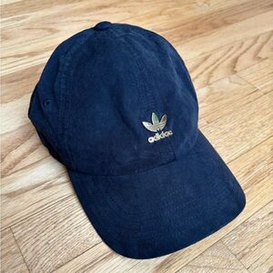 Adidas Black Baseball Hat Gold Emblem